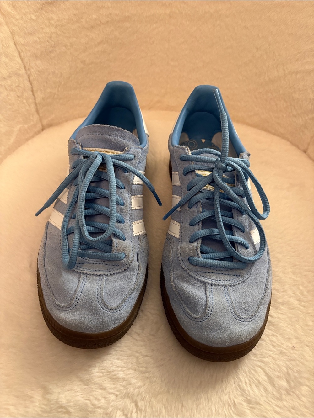 Adidas handball spezials baby blue size 7 women’s
